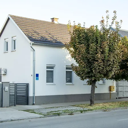 Apartman Katarina Vinkovci Exterior photo